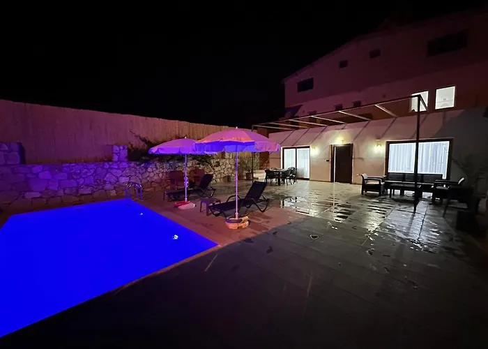 ヴィラ Welcome To Luna! フェティエ